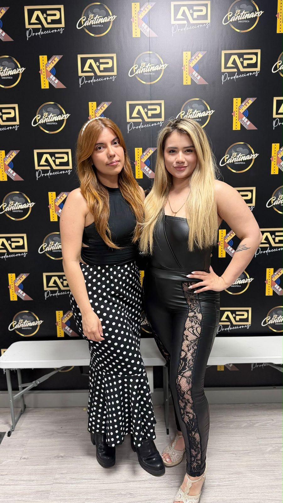 Valerie en evento de prensa